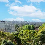 Rosehill Retreat Near Parramatta With Parking